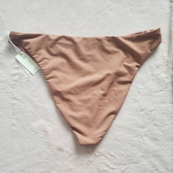 Good American Rib Better Bikini Cheeky Bottom Size 7 (4XL) Desert Rose New - Picture 4 of 7